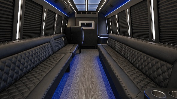 kent 20 passenger party bus